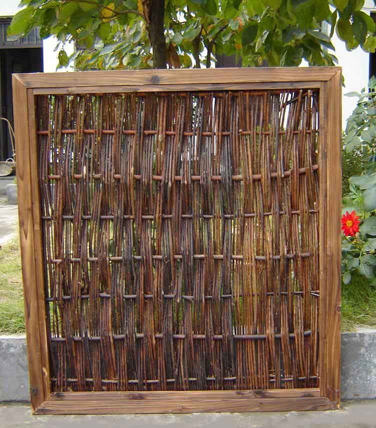 Vertical WILLOW Panel in Rusty Tin 